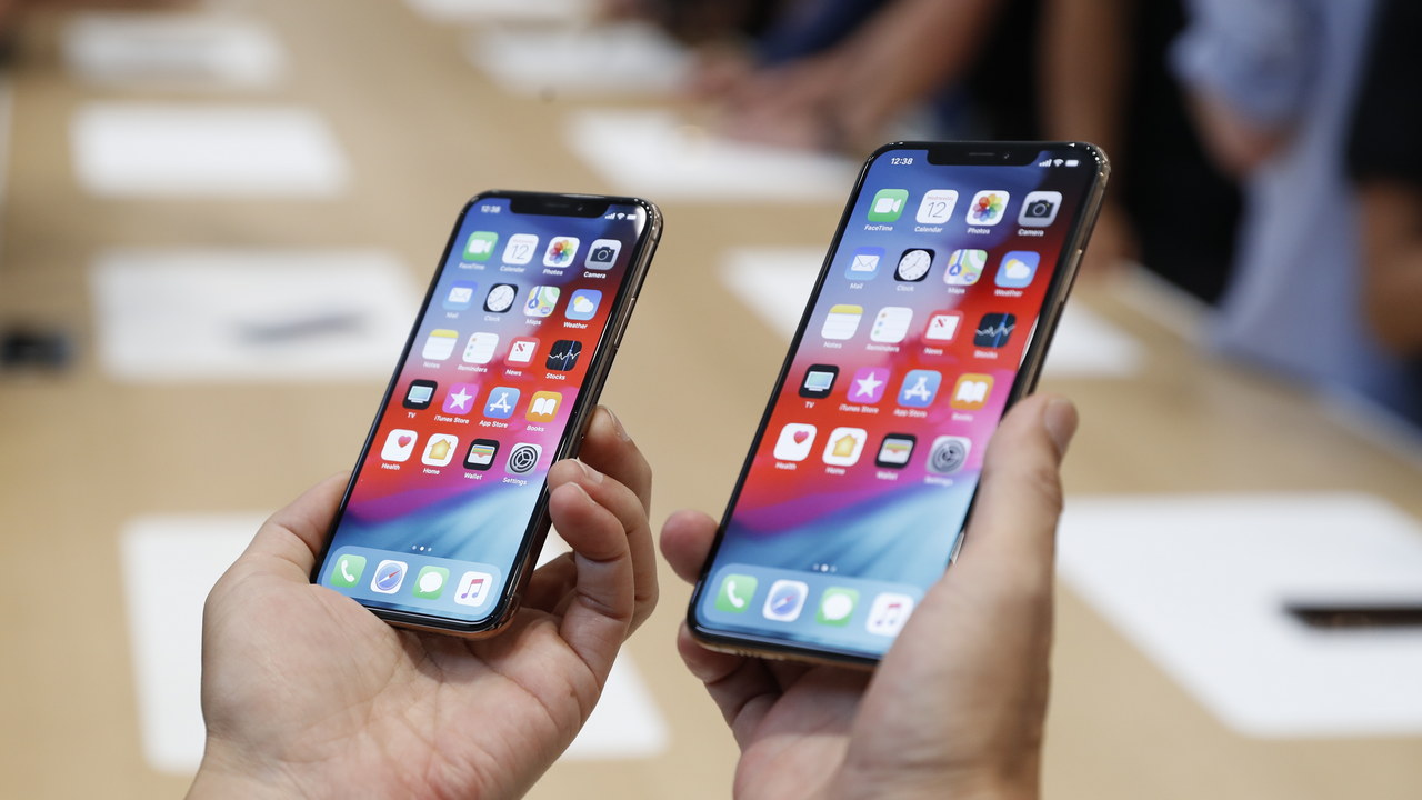 Apple iPhone XS, XS Max to go sale in India on 28 September from Rs 99,900 onwards Apple iPhone XS, XS Max to go sale in India on 28 September from Rs 99,900 onwards
