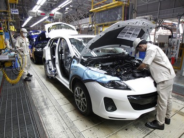 Auto industry leaders ask govt to provide clear and stable policy framework, seek support for development of new technologies Auto industry leaders ask govt to provide clear and stable policy framework, seek support for development of new technologies