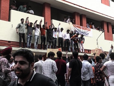 Daily bulletin: DUSU elections today; Bishop Franco says charges in Kerala nun rape case 'concocted'; day's top stories Daily bulletin: DUSU elections today; Bishop Franco says charges in Kerala nun rape case 'concocted'; day's top stories