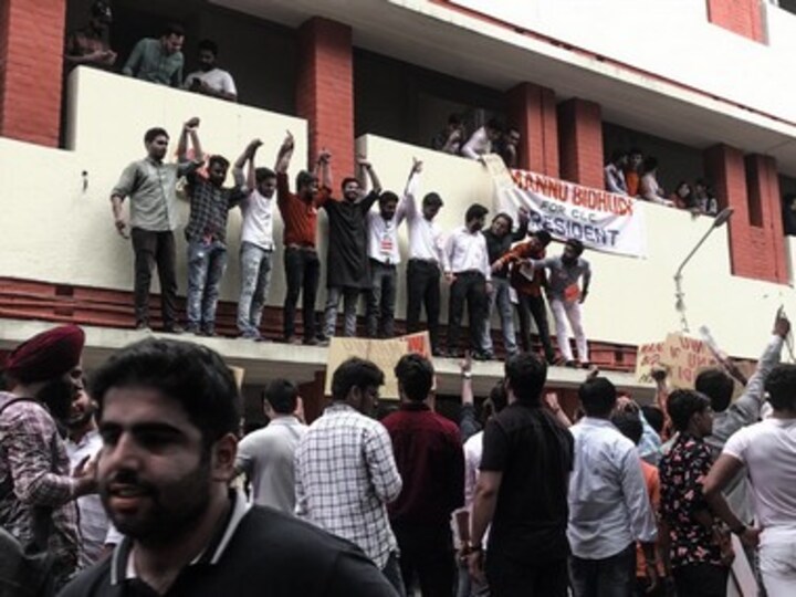 Daily bulletin: DUSU elections today; Bishop Franco says charges in Kerala nun rape case 'concocted'; day's top stories