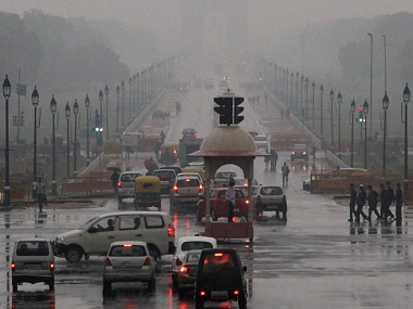 IMD predicts spells of rain, thundershowers in Delhi and NCR; humidity at 100 percent IMD predicts spells of rain, thundershowers in Delhi and NCR; humidity at 100 percent