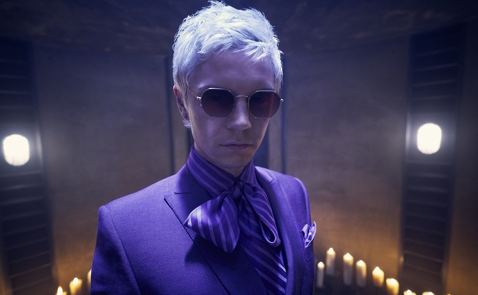 3. Evan Peters Debuts Blue Hair at American Horror Story Premiere - wide 9