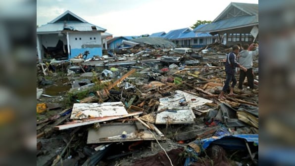 Indonesia earthquake, tsunami toll reaches 832; military deployed for rescue ops amid reports of looting
