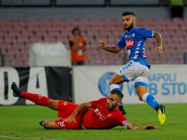 Serie A: Lorenzo Insigne guides Napoli past organised Fiorentina; Inter Milan suffer shock defeat to Parma