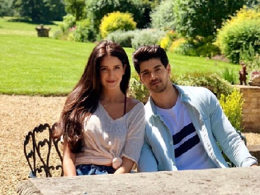 Isabelle Kaif recreates Dil Hai Ke Manta Nahi song for upcoming Bollywood debut, Time to Dance Isabelle Kaif recreates Dil Hai Ke Manta Nahi song for upcoming Bollywood debut, Time to Dance