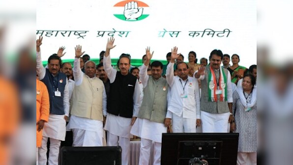 Congress concludes first phase of Jan Sangharsh Yatra in Maharashtra; Ghulam Nabi Azad says democracy in danger under BJP