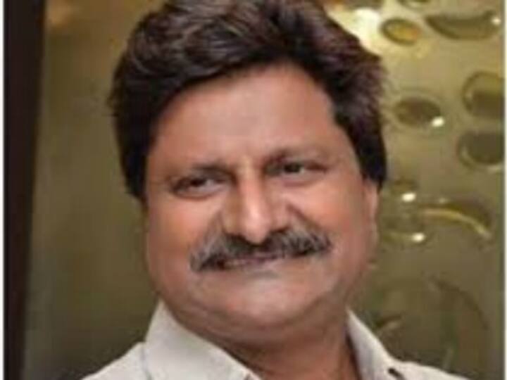 'Sex CD' case: Ex-BJP leader Kailash Muraraka surrenders in court, granted bail on personal bond and surety of Rs 1 lakh each