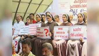 Kerala nuns, priests protest 'police inaction' against rape-accused Jalandhar bishop, claim cops trying to sabotage inquiry