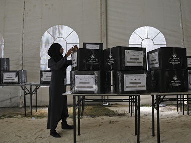 Maldives presidential election: Voting begins amid fears of rigging; results should be rejected, says ex-president Mohamed Nasheed Maldives presidential election: Voting begins amid fears of rigging; results should be rejected, says ex-president Mohamed Nasheed