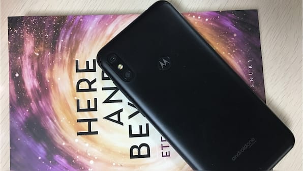 Motorola Z4 Play leaked image renders show waterdrop notch, single-rear camera