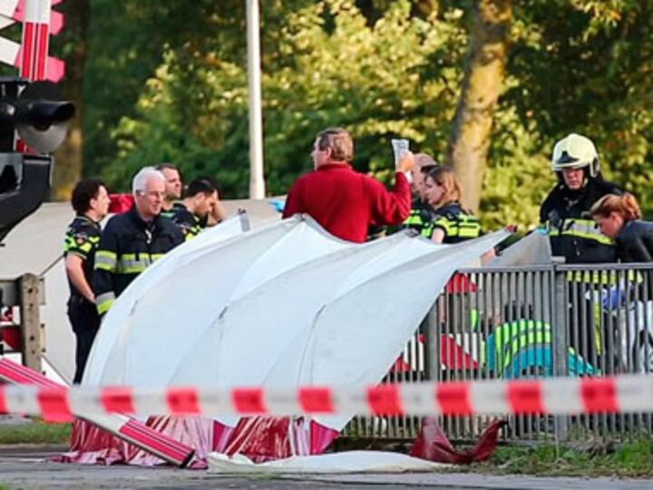Netherlands rail collision: 4 children killed after train crashes into electric cart carrying them from daycare; probe underway Netherlands rail collision: 4 children killed after train crashes into electric cart carrying them from daycare; probe underway