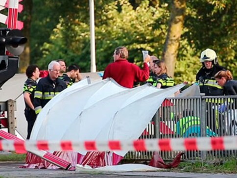 Netherlands rail collision: 4 children killed after train crashes into electric cart carrying them from daycare; probe underway Netherlands rail collision: 4 children killed after train crashes into electric cart carrying them from daycare; probe underway
