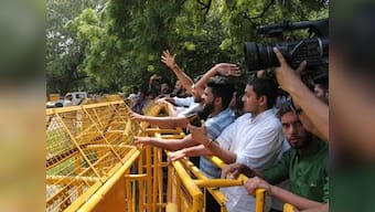 DUSU elections results 2018: NSUI alleges rigging after EVMs report glitches; counting resumes after 4-hour gap