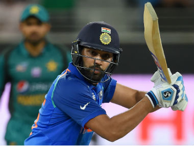 India vs Pakistan: Bhuvneshwar Kumar, Rohit Sharma top report card; Hasan Ali, Imam-ul-Haq fail to impress India vs Pakistan: Bhuvneshwar Kumar, Rohit Sharma top report card; Hasan Ali, Imam-ul-Haq fail to impress