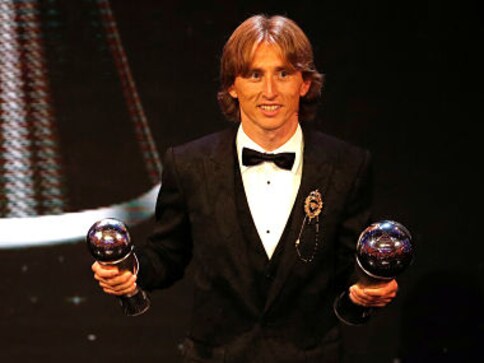 Luka Modric beats Cristiano Ronaldo, Lionel Messi to win FIFA men's player of the year award; Mohamed Salah gets best goal Luka Modric beats Cristiano Ronaldo, Lionel Messi to win FIFA men's player of the year award; Mohamed Salah gets best goal