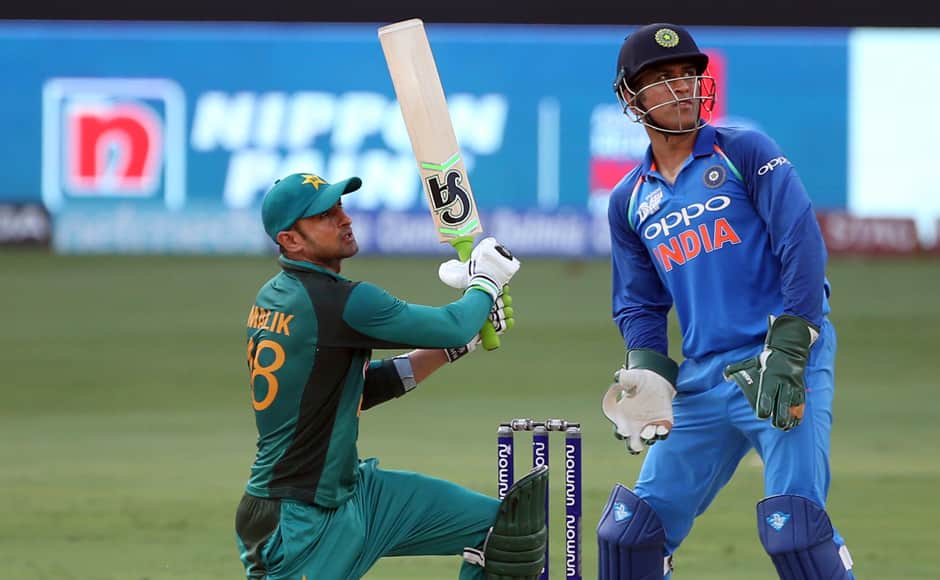 Sarfraz Ahmed and Shoaib Malik put together a stand of 107 runs to stabilise Pakistan and take their score to 165, before the fall of Sarfraz Ahmed's wicket. AP