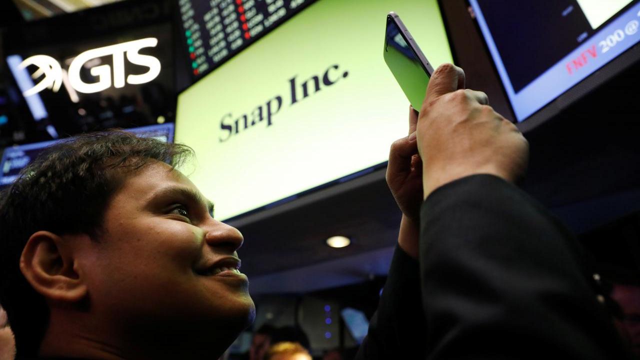 Snapchat's parent company's chief strategy officer Imran Khan to step down Snapchat's parent company's chief strategy officer Imran Khan to step down