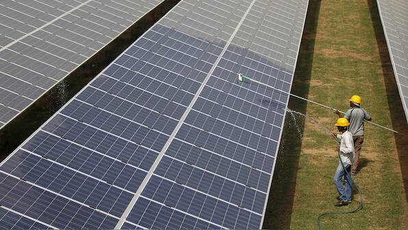 India's solar industry wins global funding, gets support to tackle climate change