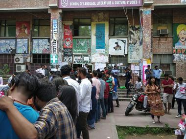 JNUSU polls conclude peacefully; highest voter turnout in five years, NSUI, ABVP top contenders JNUSU polls conclude peacefully; highest voter turnout in five years, NSUI, ABVP top contenders