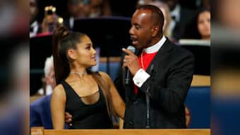 Bishop at Aretha Franklin funeral apologises to Ariana Grande for how he touched her on stage