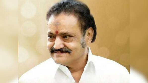 Telangana hospital fires four employees who took selfie with Nandamuri Harikrishna's corpse