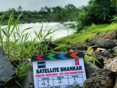 Satellite Shankar, starring Sooraj Pancholi, goes on floors; film will be shot across 10 Indian states Satellite Shankar, starring Sooraj Pancholi, goes on floors; film will be shot across 10 Indian states