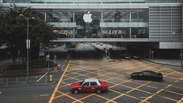 Apple car accident was caused due to human error and not the software: Report