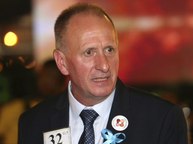 British diver who helped with Thai cave rescue sues Tesla CEO Elon Musk for accusing him of being a paedophile British diver who helped with Thai cave rescue sues Tesla CEO Elon Musk for accusing him of being a paedophile