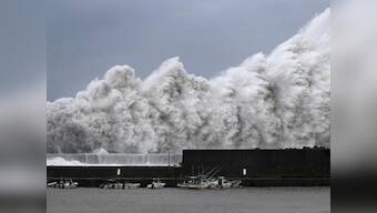 Strongest typhoon in 25 years, Jebi hits western Japan; Prime Minister Shinzo Abe urges people to 'evacuate early'