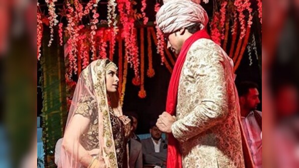 Sumeet Vyas, Ekta Kaul get married in traditional ceremony in Jammu; couple's friends share photos