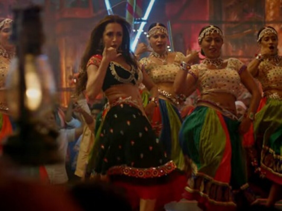 Watch Pataakha Song Hello Hello Has Malaika Arora Dancing To Vishal Bhardwaj Gulzar S Composition Entertainment News Firstpost