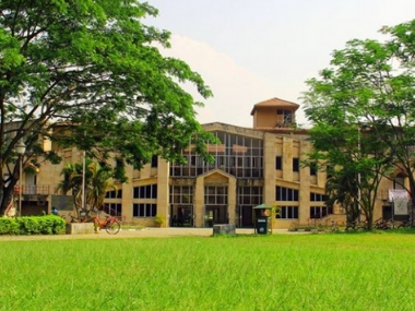 Body of BTech student at IIT Guwahati found hanging in hostel room; police recovers suicide note Body of BTech student at IIT Guwahati found hanging in hostel room; police recovers suicide note