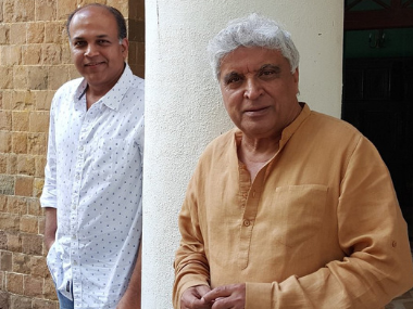 Javed Akhtar to collaborate with Ashutosh Gowarikar for eighth time, pen lyrics for Panipat Javed Akhtar to collaborate with Ashutosh Gowarikar for eighth time, pen lyrics for Panipat