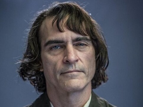 Joaquin Phoenix debuts as The Joker in first look released by Todd Phillips, director of origin movie Joaquin Phoenix debuts as The Joker in first look released by Todd Phillips, director of origin movie