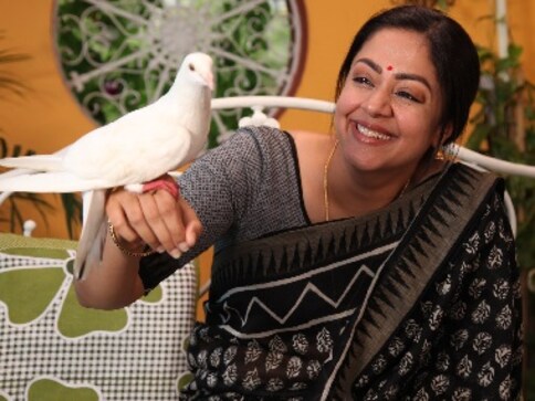 Kaatrin Mozhi teaser: Jyothika's Tumhari Sulu remake promises a fresh, lighthearted interpretation for Tamil audiences Kaatrin Mozhi teaser: Jyothika's Tumhari Sulu remake promises a fresh, lighthearted interpretation for Tamil audiences