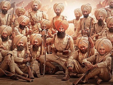 Kesari first look: Akshay Kumar and his fellow soldiers get ready to brave the enemy in upcoming war drama Kesari first look: Akshay Kumar and his fellow soldiers get ready to brave the enemy in upcoming war drama