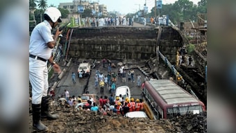 Majerhat bridge collapse: Mamata Banerjee says at least 20 bridges in city have 'crossed expiry date'; halts metro work near site