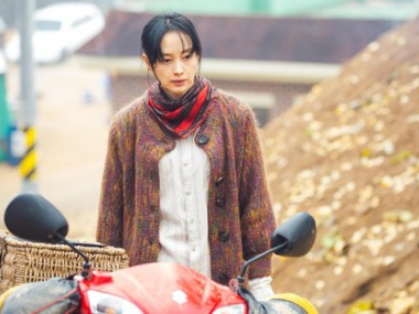 Busan International Film Festival 2018 to open with Lee Na-young's North Korean drama, Beautiful Days Busan International Film Festival 2018 to open with Lee Na-young's North Korean drama, Beautiful Days