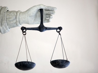 Right to legal representation: Refusal of lawyers to represent accused, irrespective of crime, amounts to failure of judicial system Right to legal representation: Refusal of lawyers to represent accused, irrespective of crime, amounts to failure of judicial system