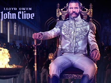 Thugs of Hindostan: British actor Lloyd Owen looks menacing as antagonist John Clive in upcoming period drama Thugs of Hindostan: British actor Lloyd Owen looks menacing as antagonist John Clive in upcoming period drama