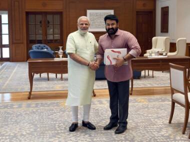 Narendra Modi meeting Mohanlal. Courtesy:Twitter/@narendramodi