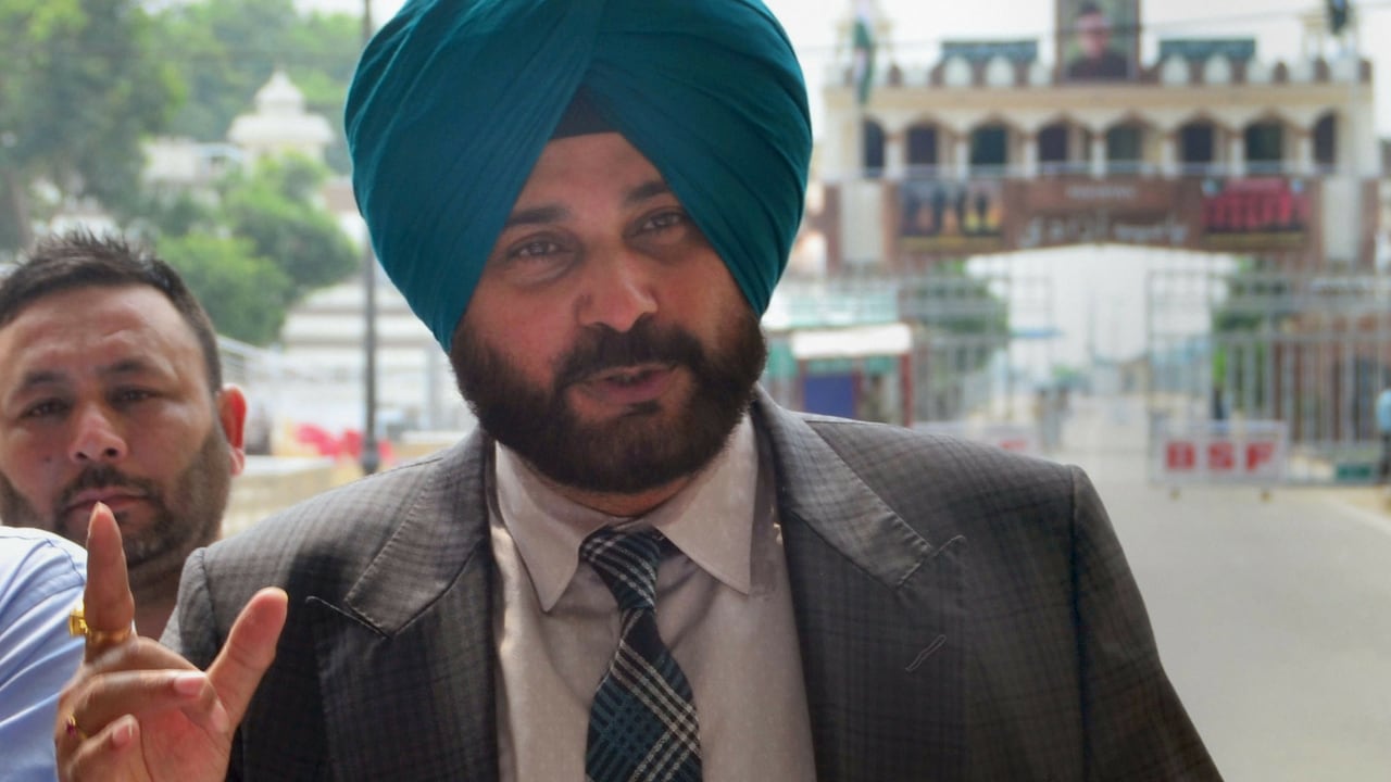 Navjot Singh Sidhu asked to leave The Kapil Sharma Show after backlash over Pulwama comment, say unconfirmed reports