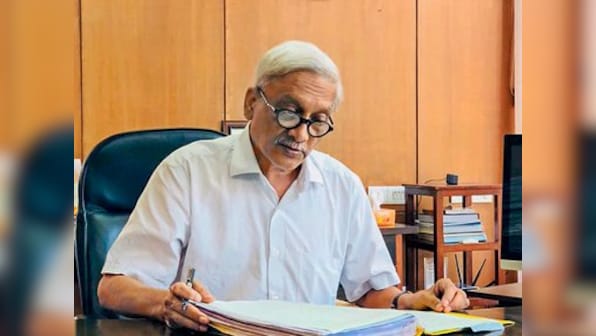 Goa political mess worsens: Calls for Manohar Parrikar to resign, BJP's leadership crisis, upset ally, displeased voters