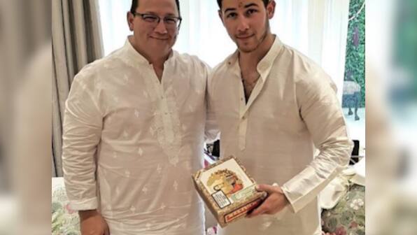 Nick Jonas's father's company in debt amounting to $1 million, reportedly files for bankruptcy