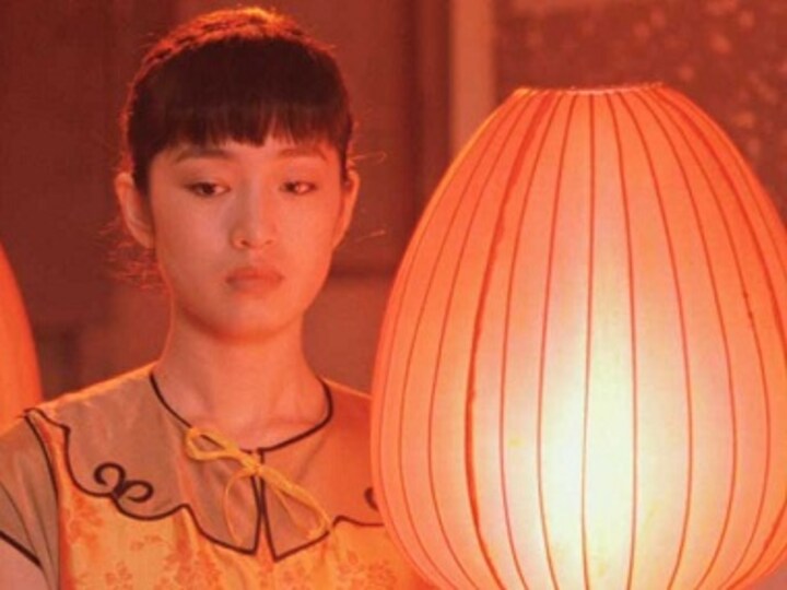 Recalling Raise the Red Lantern by Zhang Yimou, this year’s recipient of Jaeger-LeCoultre award at Venice
