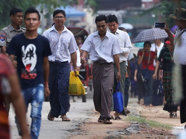 Reuters journalists Wa Lone, Kyaw Soe Oo released after 512 days in prison: How Myanmar punished the duo for uncovering an atrocity Reuters journalists Wa Lone, Kyaw Soe Oo released after 512 days in prison: How Myanmar punished the duo for uncovering an atrocity