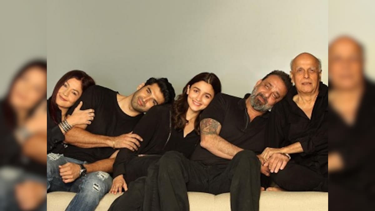 Sadak 2: Pooja Bhatt announces first schedule wrap of father Mahesh's comeback directorial