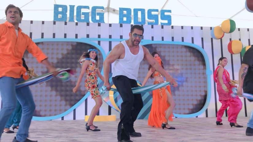 Salman Khan performs at Bigg Boss 12 launch in Goa