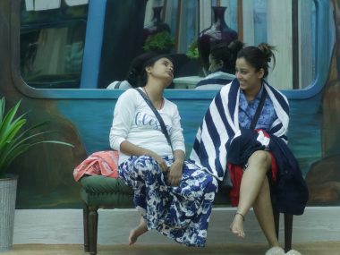 Bigg Boss 12, 19 September, Day 3 written updates: Dipika, Srishty, get nominated for eviction; Urvashi breaks down when labelled unhygienic Bigg Boss 12, 19 September, Day 3 written updates: Dipika, Srishty, get nominated for eviction; Urvashi breaks down when labelled unhygienic