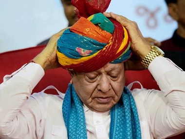 Shankersinh Vaghela says willing to coordinate between regional parties to create 'anti-BJP front' for 2019 Lok Sabha polls Shankersinh Vaghela says willing to coordinate between regional parties to create 'anti-BJP front' for 2019 Lok Sabha polls